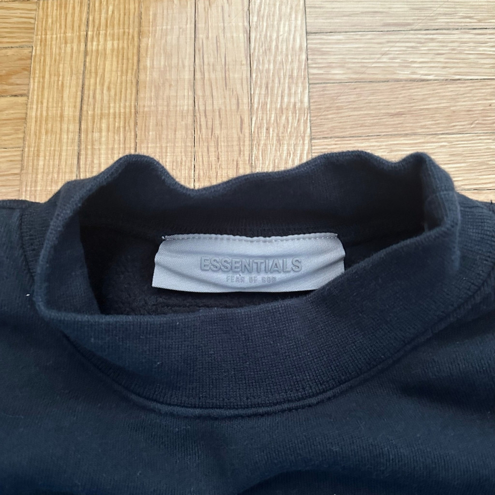 Essentials Fear of God Black Mock Neck sweatshirt Size XXS - Picture 3 of 9